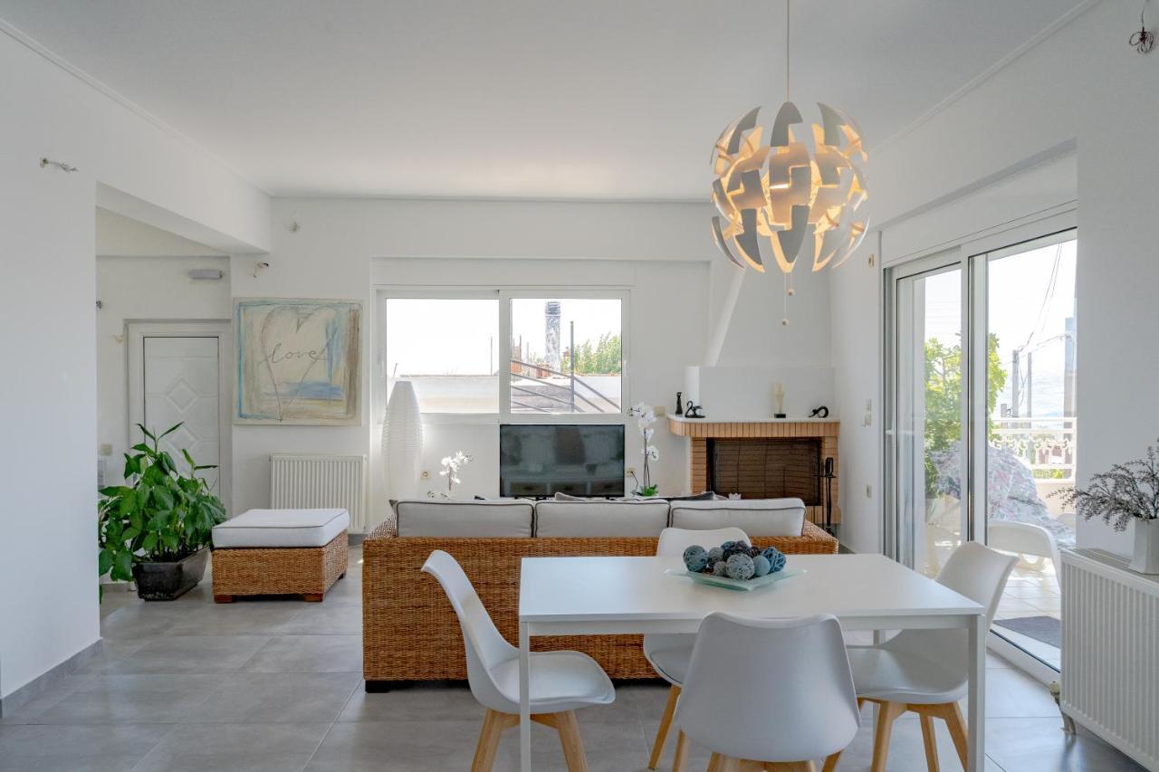 Yoga Euphoria Seaside Apartment Артемида Екстериор снимка