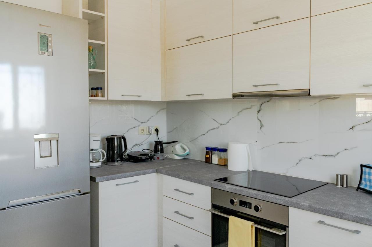 Yoga Euphoria Seaside Apartment Артемида Екстериор снимка