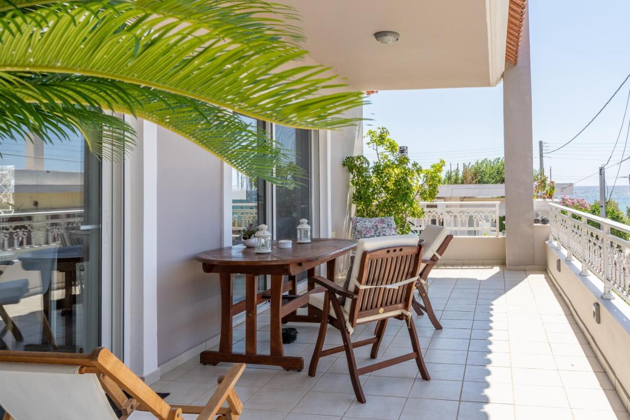 Yoga Euphoria Seaside Apartment Артемида Екстериор снимка
