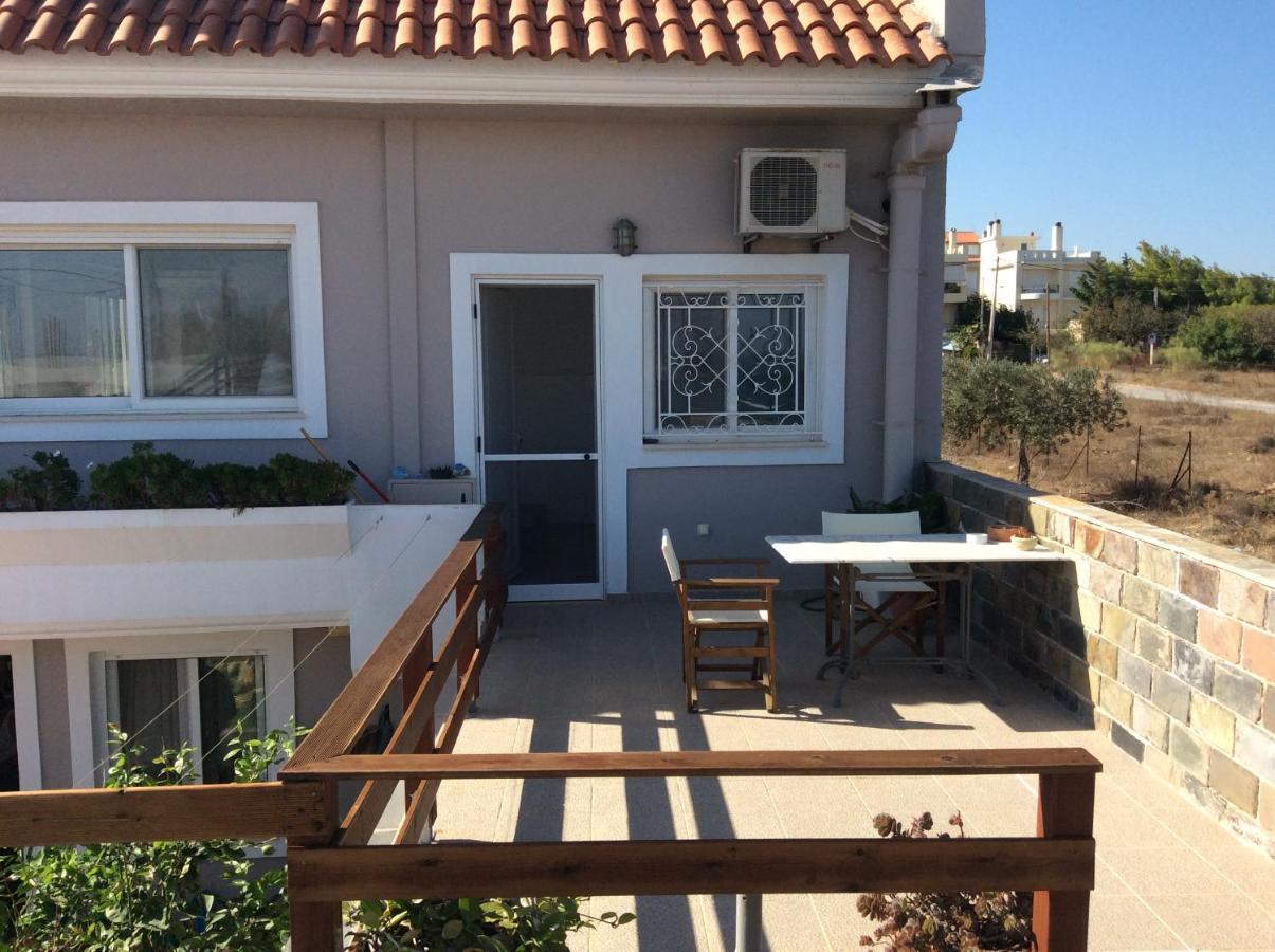 Yoga Euphoria Seaside Apartment Артемида Екстериор снимка