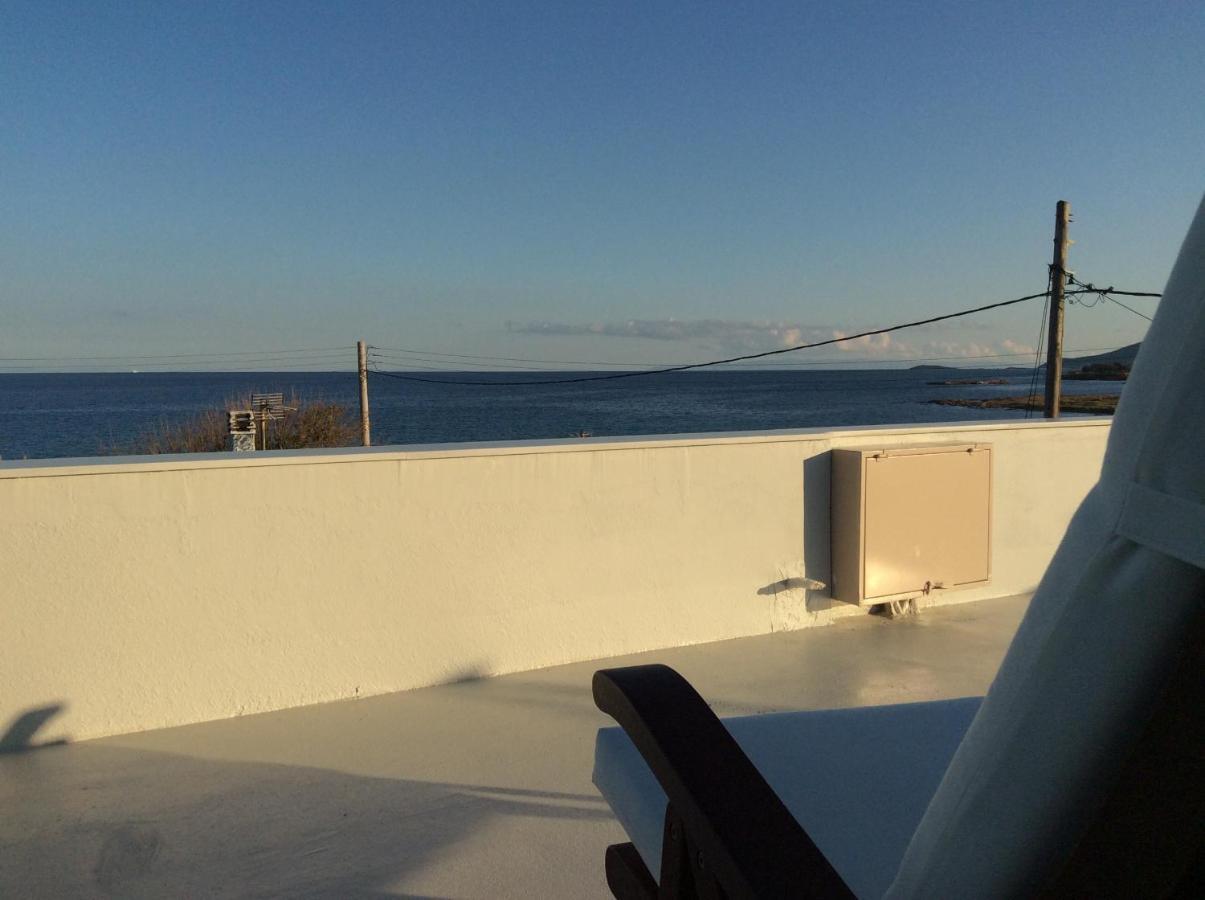 Yoga Euphoria Seaside Apartment Артемида Екстериор снимка